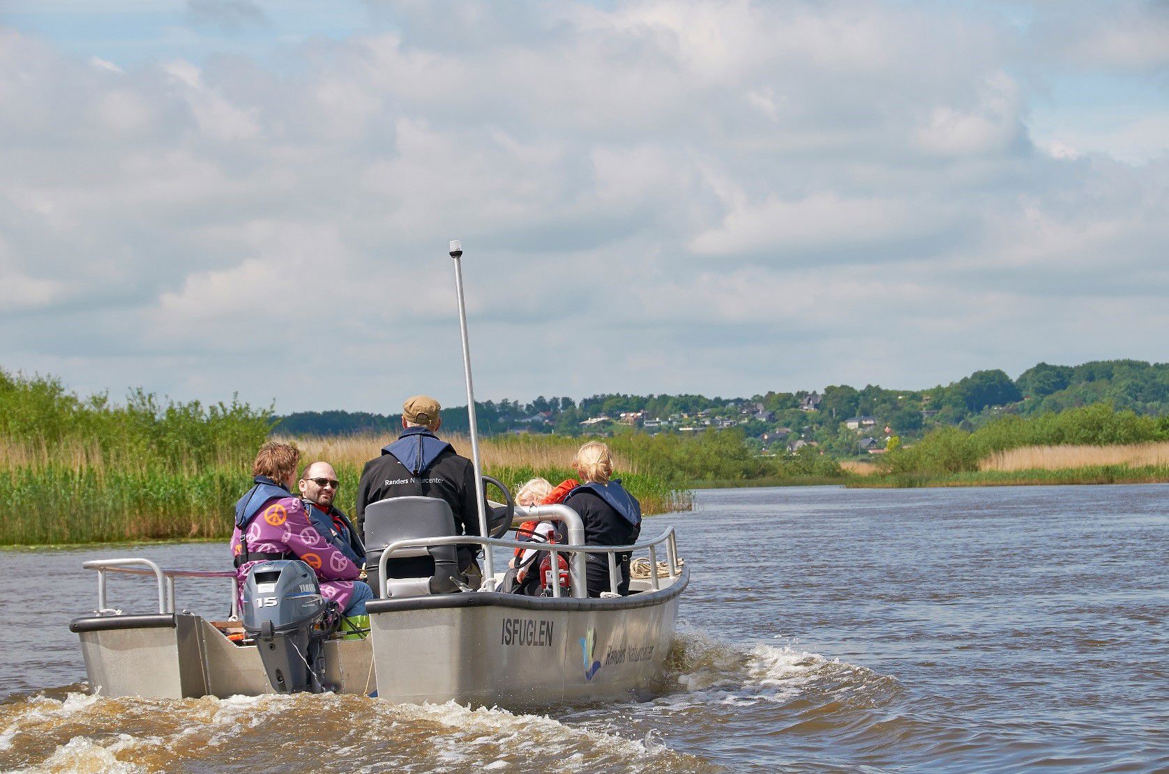 Motorbåd på Gudenåen